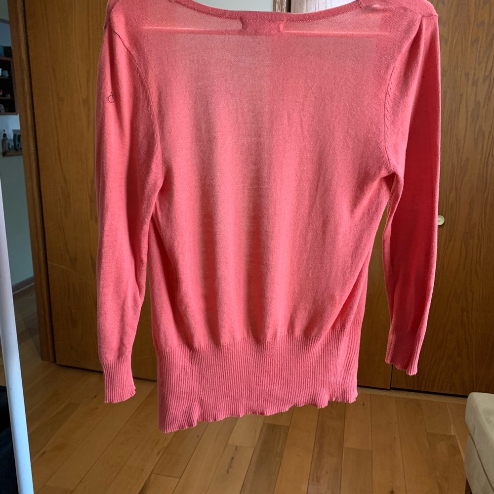 Forever 21 light coral sweater size small